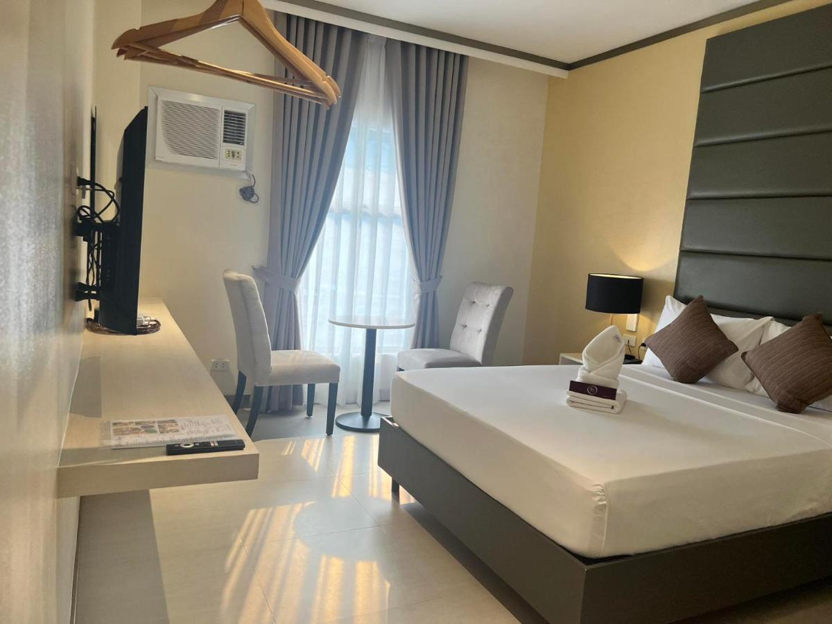 Yes Hotel Imus Cavite Ngoại thất bức ảnh